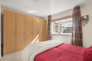 Bedroom- click for photo gallery